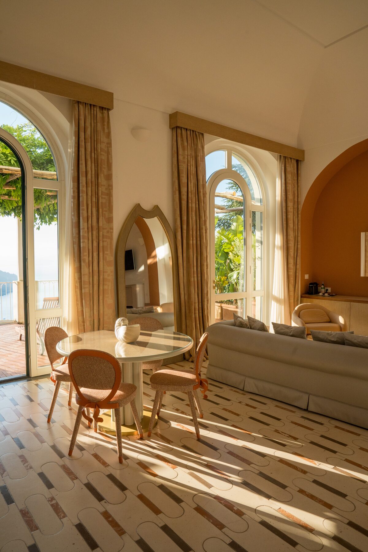 A suite at Palazzo Avino, Ravello — first flat and ordinary, then graded and directed by Andrea Vetrano